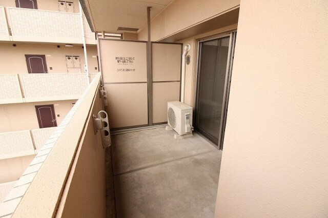 物件内観写真7　(バルコニー！)