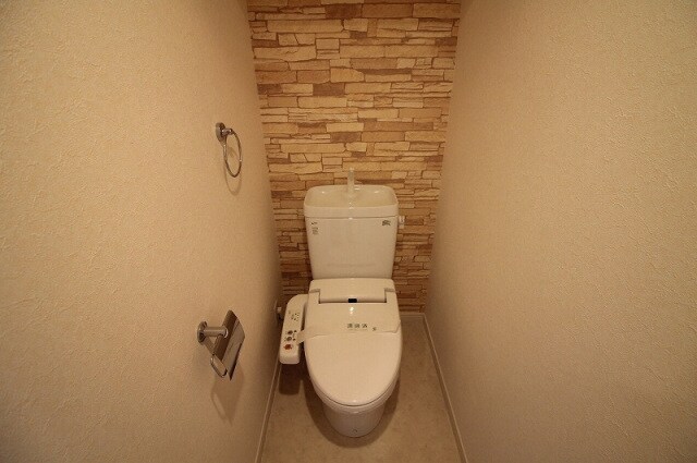 物件内観写真12　(ウオシュレットつき！)