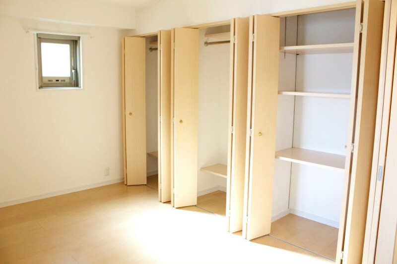 物件内観写真12　(クローゼット☆)