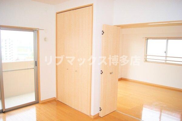 洋室(※写真と異なる場合は現状優先。)