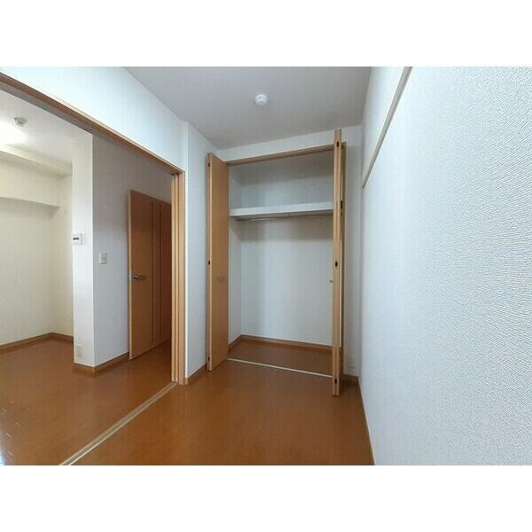 物件内観写真8　(※写真と異なる場合は現状優先)