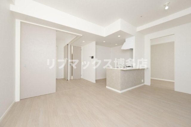 物件内観写真4　(※別号室参考写真※)