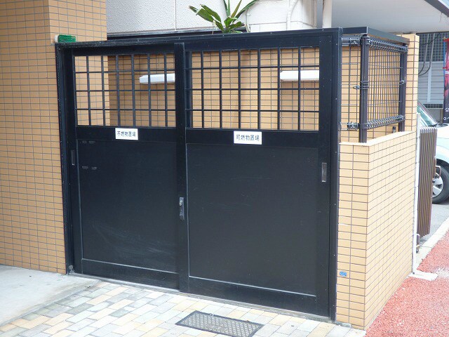 物件内観写真16　(専用ゴミスペース)