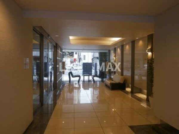 ロビー・ラウンジ