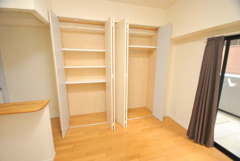 物件内観写真14　(収納たっぷり♪)