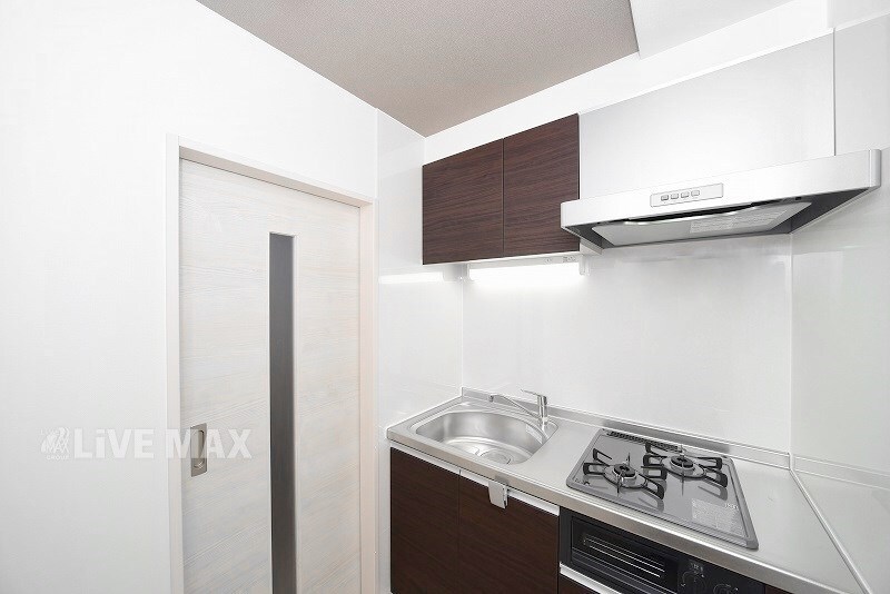 物件内観写真8　(※別号室参考写真)