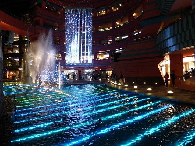 物件外観写真7　(キャナルシティ博多（658m）)