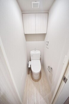 物件内観写真9　(別号室参考写真)