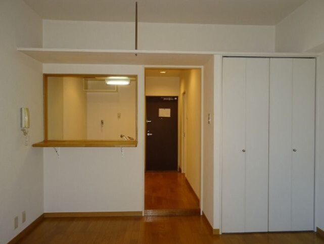 物件内観写真4　(※別号室参考写真)