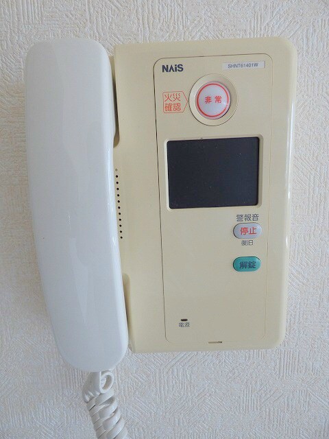 物件内観写真14　(モニターフォン付きで女性の方でも安心です☆)