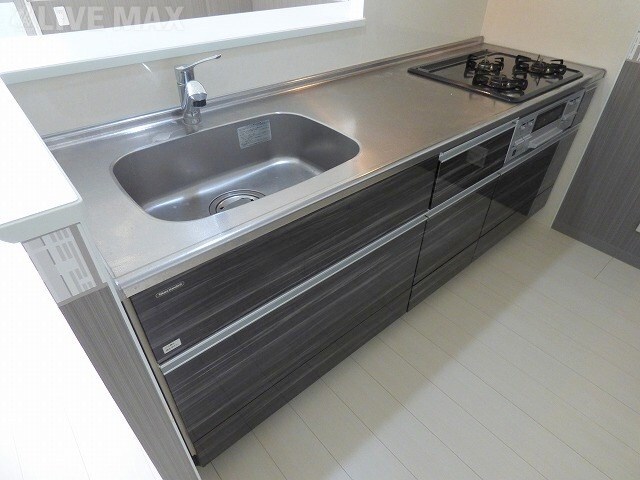 物件内観写真8　(3口ガスコンロ★)