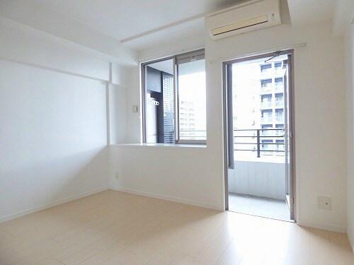 物件内観写真14　(南東向きで日当たり良好☆)