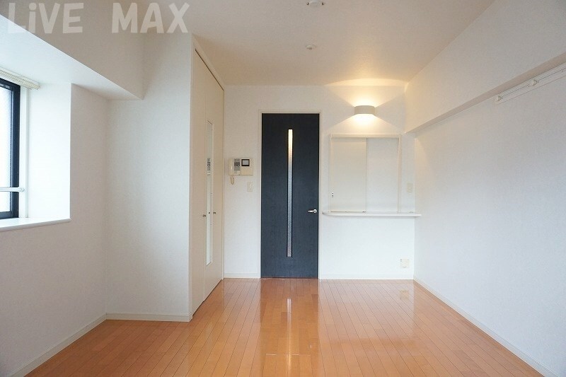 物件内観写真4　(洋室)