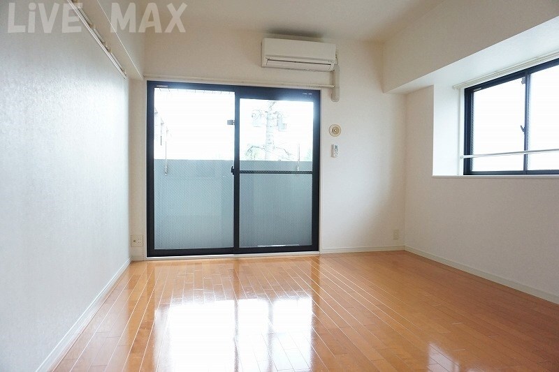 物件内観写真6　(洋室)