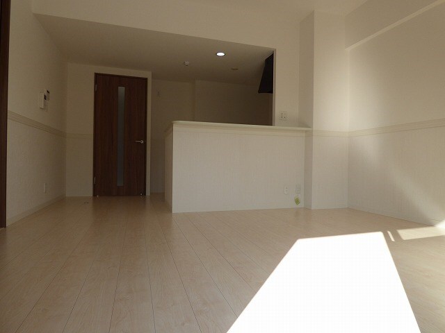 物件内観写真3　(別物件同タイプ写真)