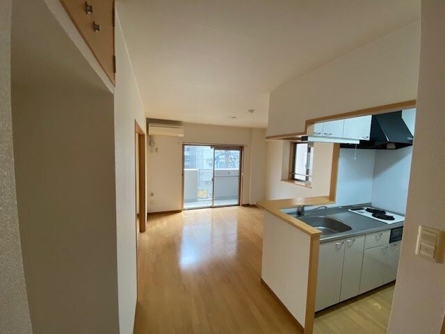 物件内観写真4　(※写真と異なる場合は現状優先)