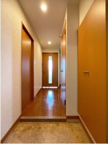 物件内観写真7　(玄関も広いです★)