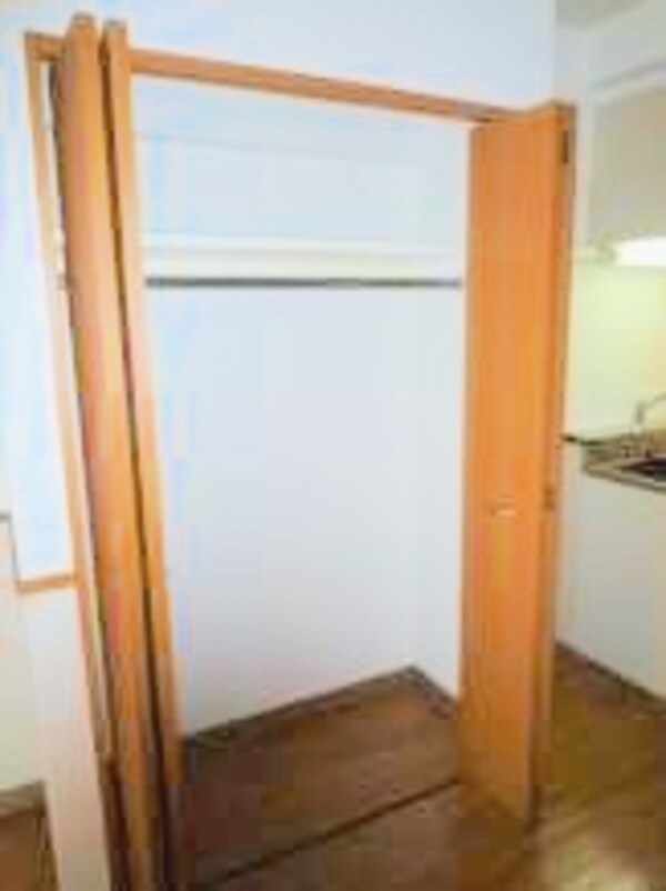 収納(※写真と異なる場合現状優先。)