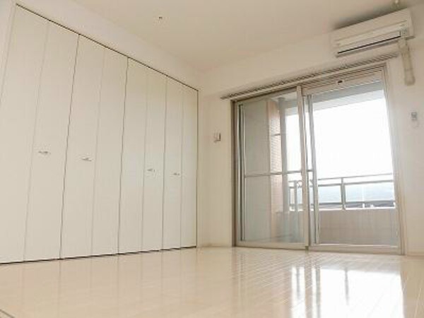寝室(※写真と異なる場合は現状優先。)