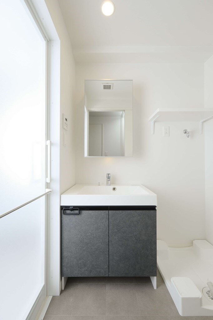 物件内観写真11　(ドラッグイレブン 清川店（163m）)