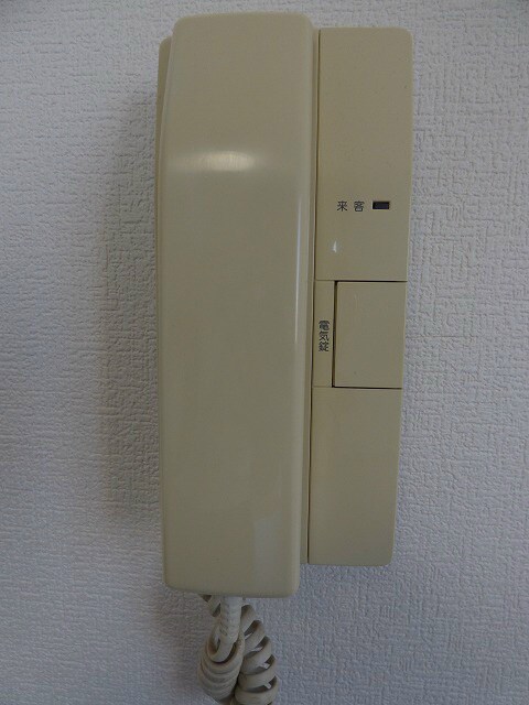 物件内観写真15　(インターホン)