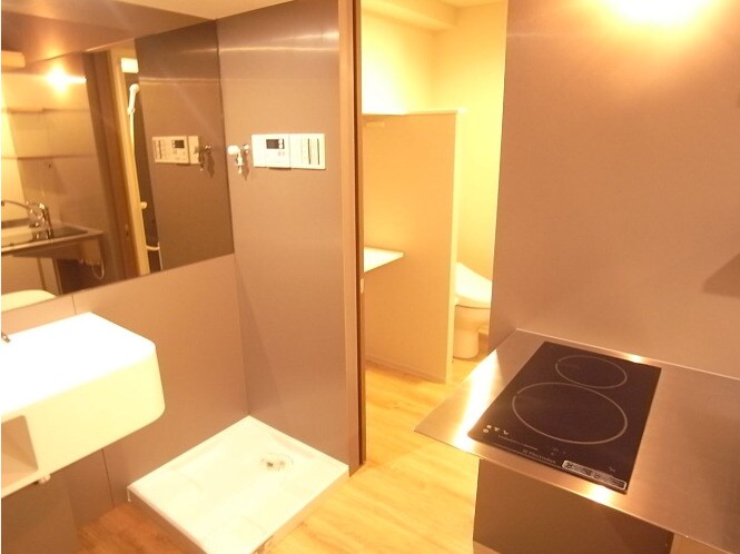 物件内観写真11　(コンパクトで使いやすい洗面所)