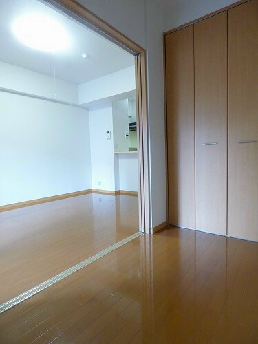 物件内観写真15　(※別号室参考写真)