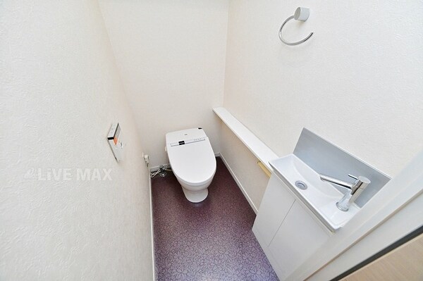 トイレ(※別号室参考写真)