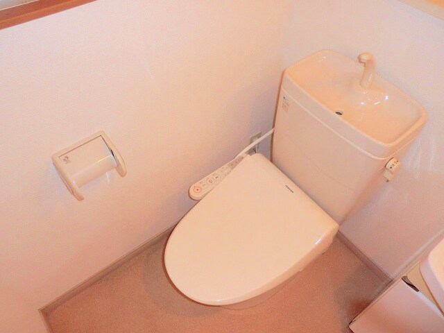 物件内観写真10　(ウォシュレット)