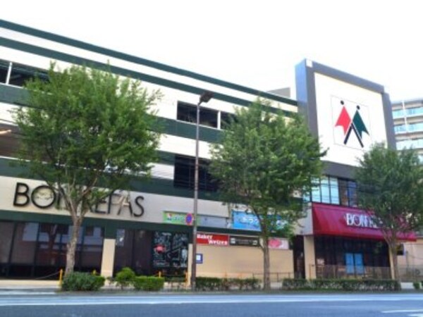 周辺環境(ボンラパス薬院店（148m）)
