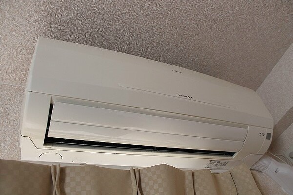 建物設備(エアコン)