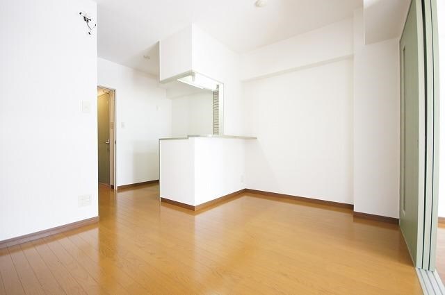 物件内観写真3　(※写真と異なる場合は現状優先)