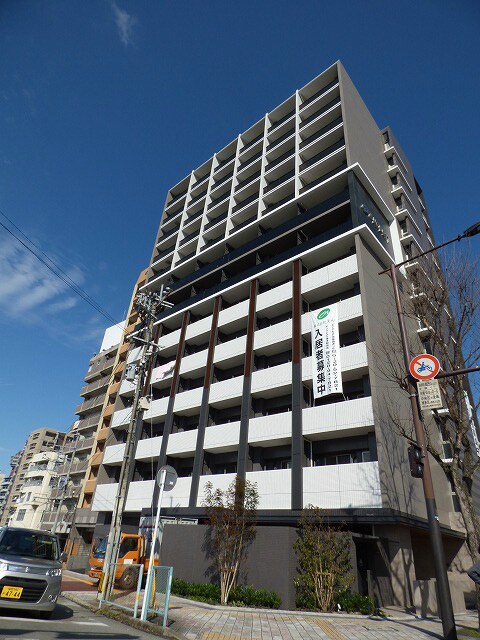 物件外観写真1　(築浅☆光ネット無料！)