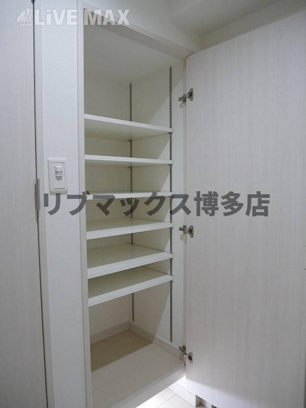 物件内観写真18　(※写真と異なる場合は現状優先。)