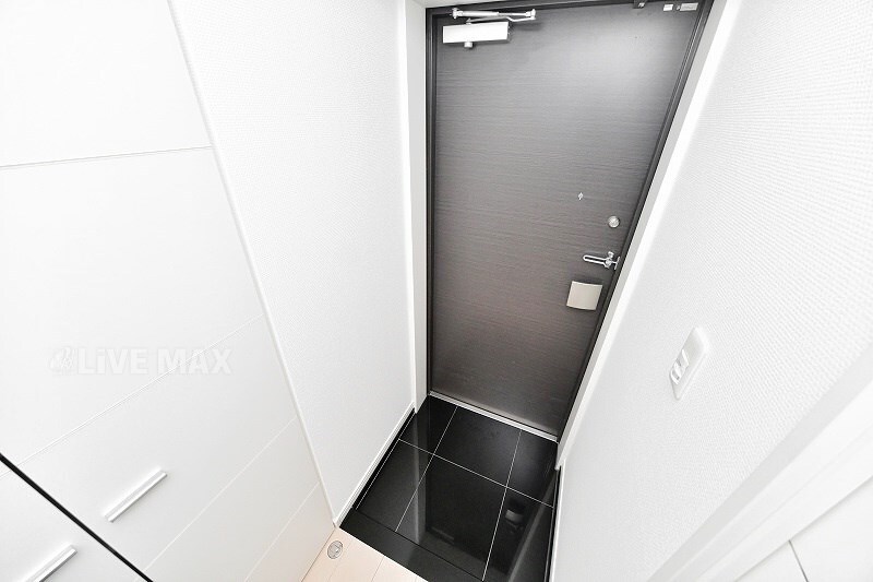 物件内観写真5　(※別号室参考写真)