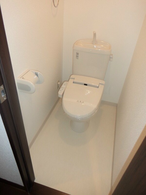トイレ(温水洗浄便座♪)