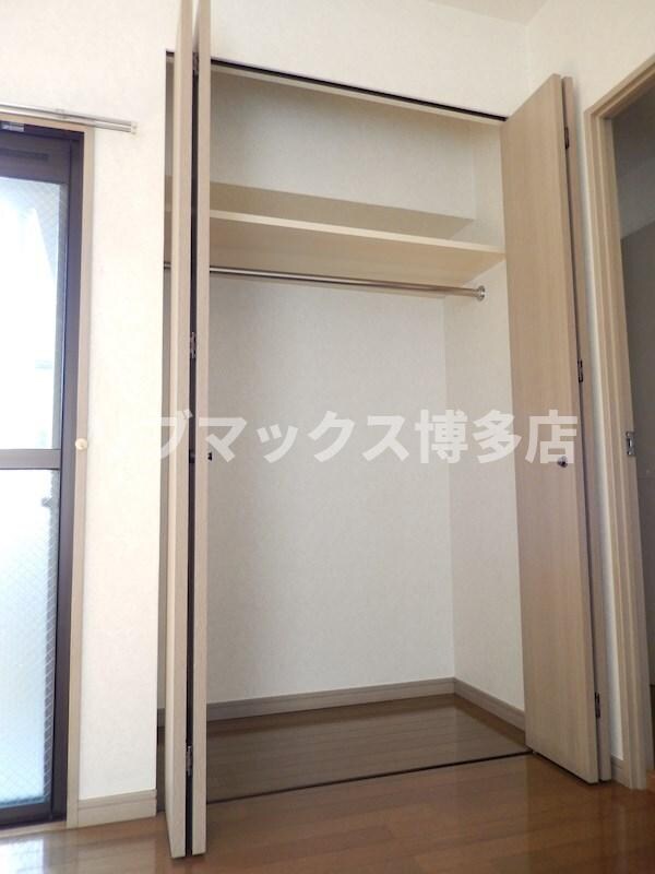 収納(※写真と異なる場合は現状優先)