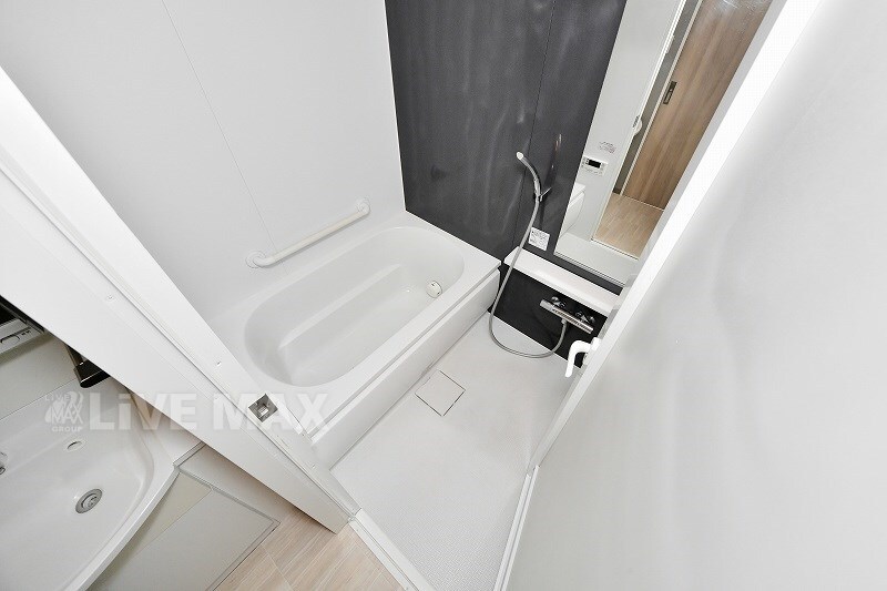 物件内観写真8　(お洒落なお風呂で疲れがとれます☆)