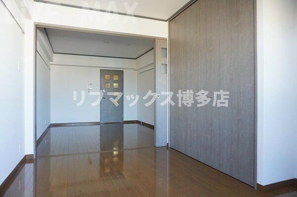 居室(※写真と異なる場合は現状優先。)