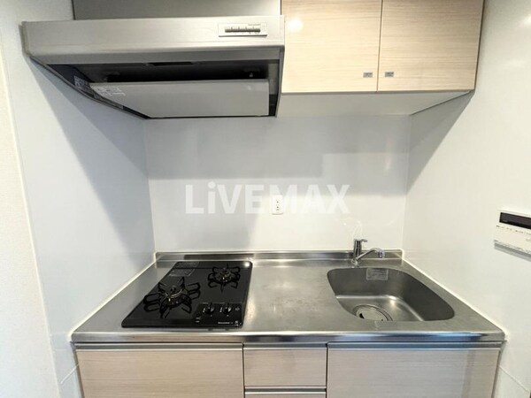 キッチン(備え付け家具備品（同仕様）)