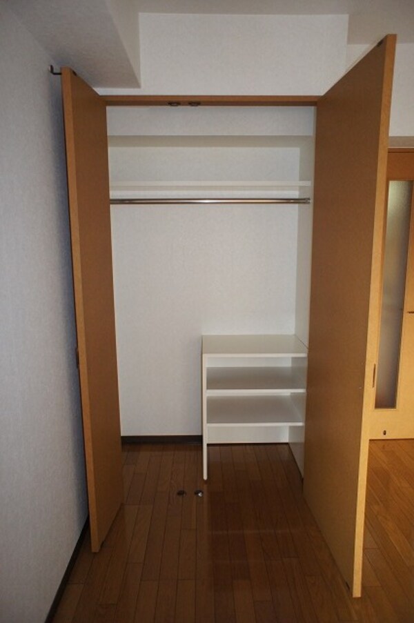 収納(※写真と異なる場合は現状優先。)