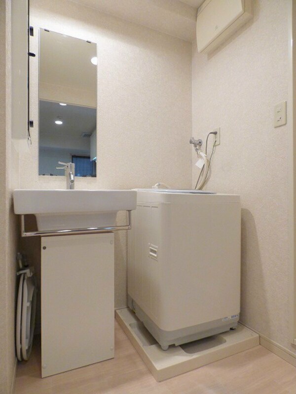 その他(忙しい朝にも便利な独立洗面台★)