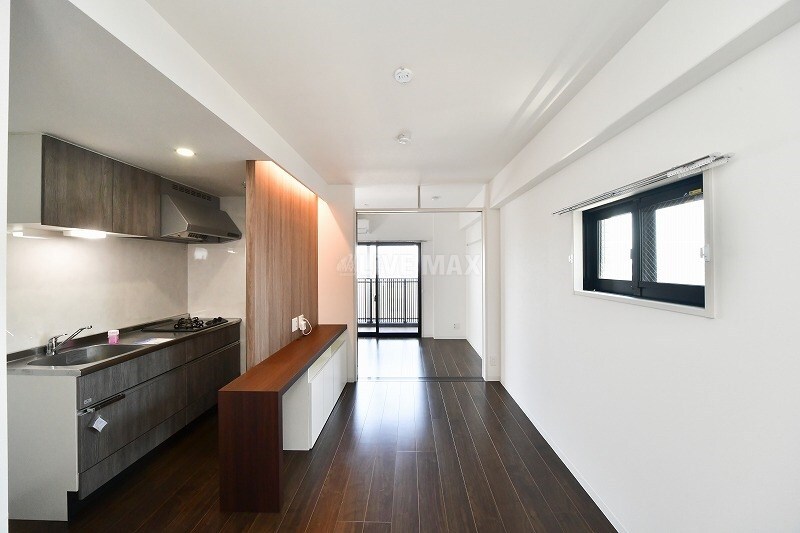 物件内観写真8　(※別号室参考写真)