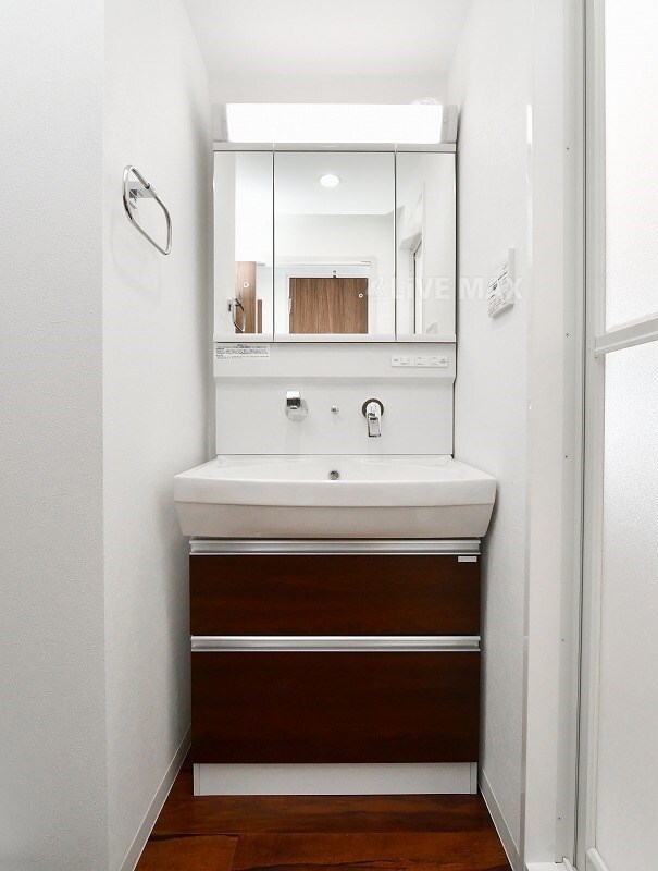 物件内観写真12　(※別号室参考写真)