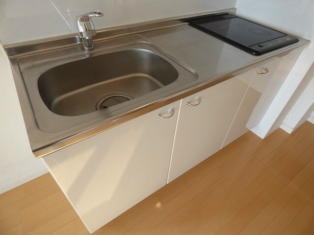 物件内観写真8　(ＩＨコンロ２口
★)