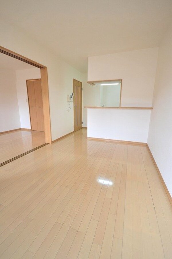 居室(※写真と異なる場合は現状優先。)