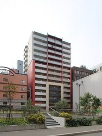 鹿児島本線 博多駅 14階建 築10年の外観写真