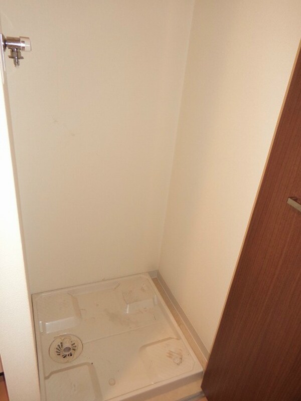 建物設備(室内洗濯機置き場♪)