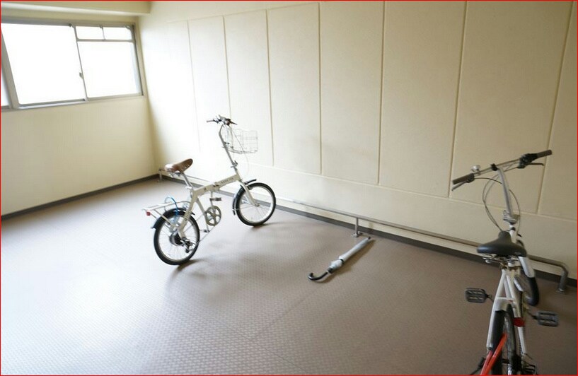物件内観写真18　(駐輪場☆)