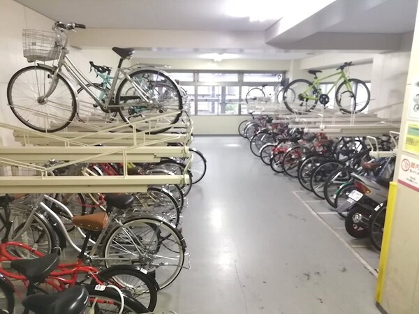 建物設備(駐輪場)